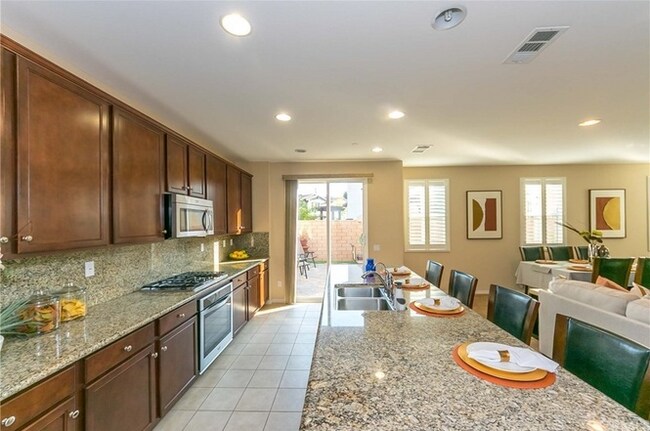 Building Photo - 719 Tangelo Way