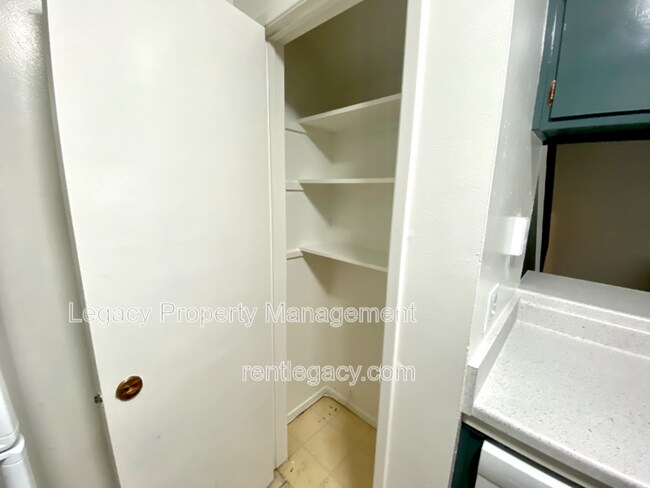 Foto del edificio - 9094 Piñata Way