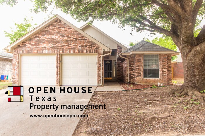 Foto principal - 8817 Sabinas Trail, Fort Worth