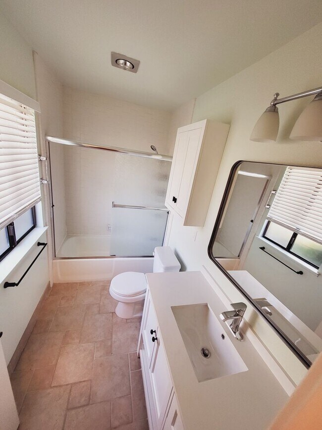 Foto del edificio - 1033 Meadow Way