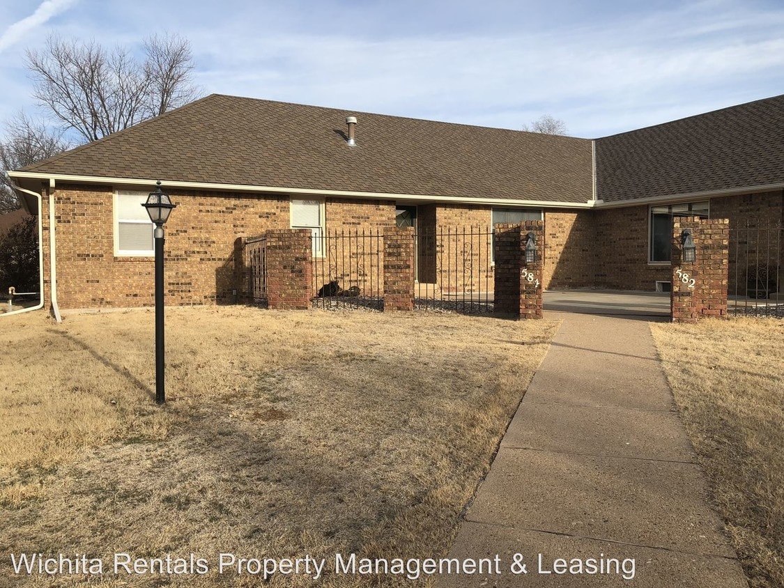 584 N Broadmoor Ct, Wichita, KS 67206 House Rental in Wichita, KS
