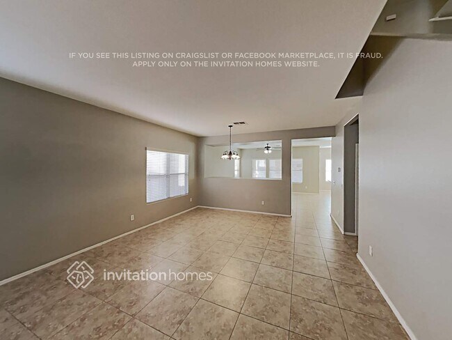 Building Photo - 21181 E Stonecrest Dr