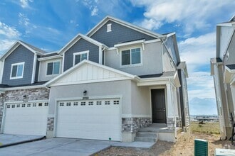Building Photo - 2050 N 3830 W