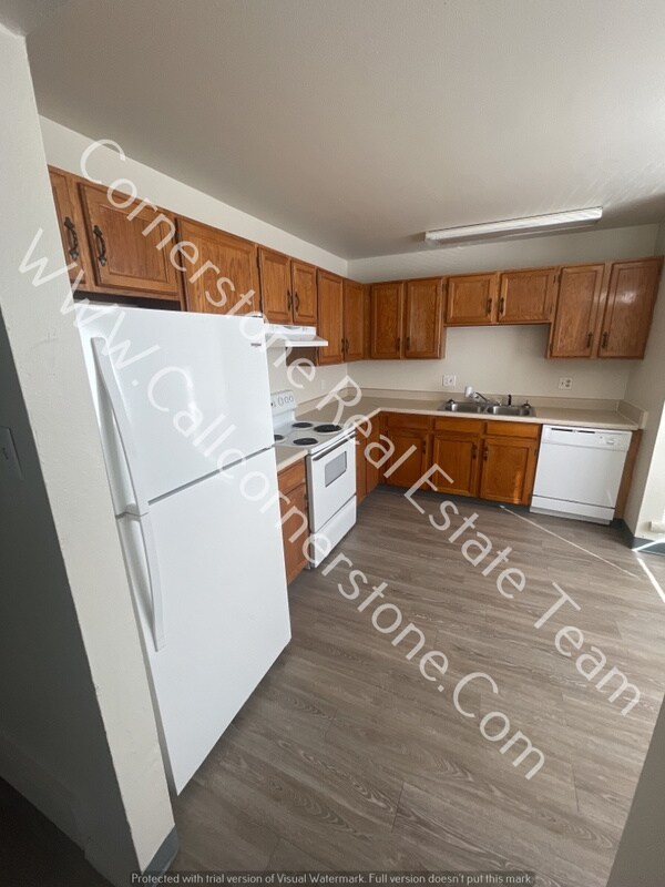 Building Photo - 2271 Split Rock Dr