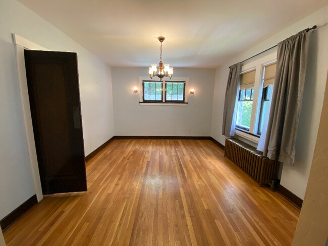 Foto del edificio - 6824 McPherson Blvd