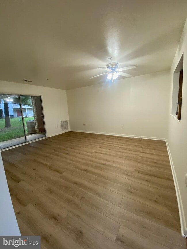Building Photo - 8815 Rusland Ct