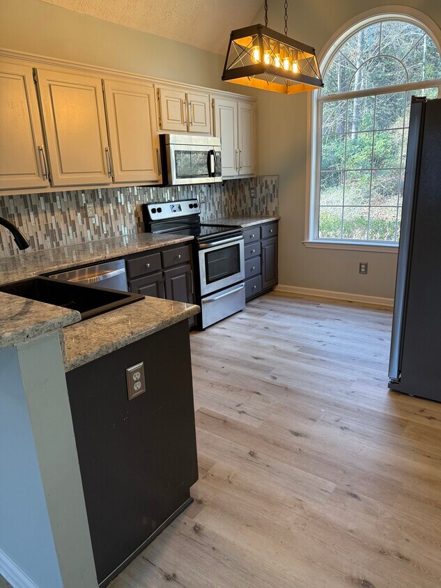 Photo - 5982 Hwy 81 (McDonough, GA)