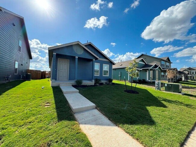 Building Photo - Great 3 bedroom 2 bath home available in Waterstone Subdivision!