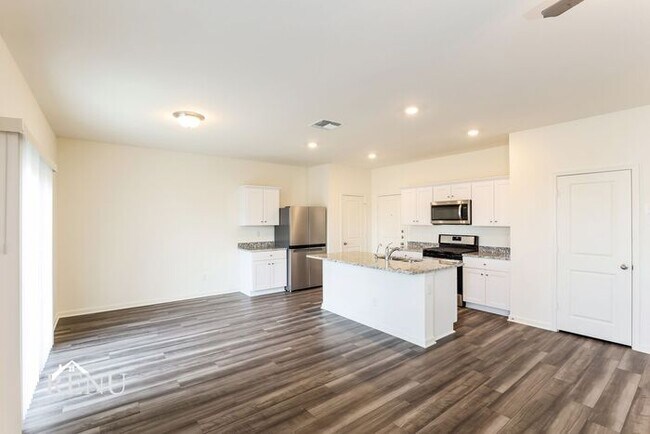 Foto del edificio - 5247 Dawn Break