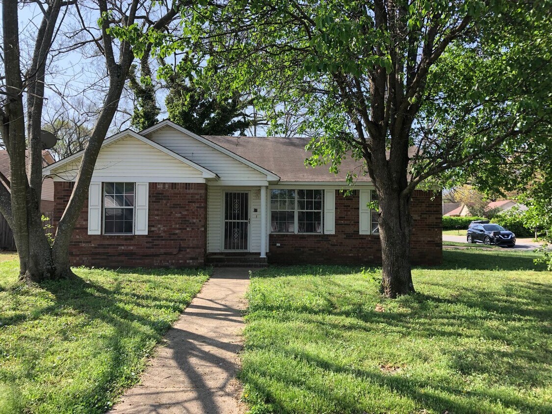Primary Photo - Fully Remodeled 3 Bed / 2 Bath Home in Sea...