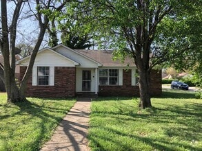 Building Photo - 57 Hartwell Loop