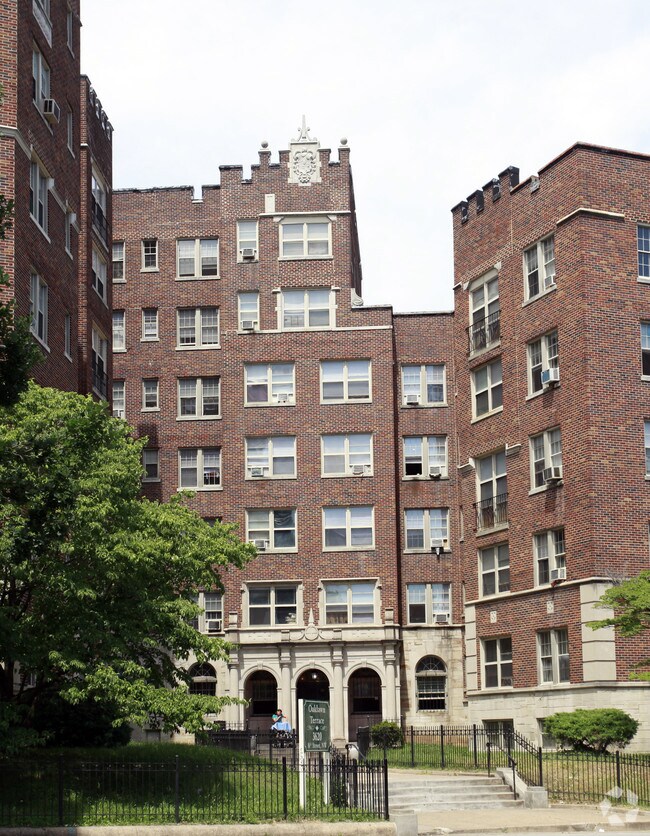 Oaklawn Apartments Washington, DC