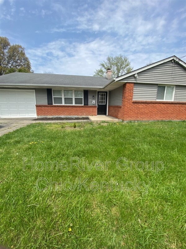 Primary Photo - 450 Ballyclare Terrace