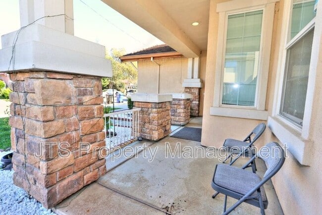 Foto del edificio - 7817 Westbourne Way