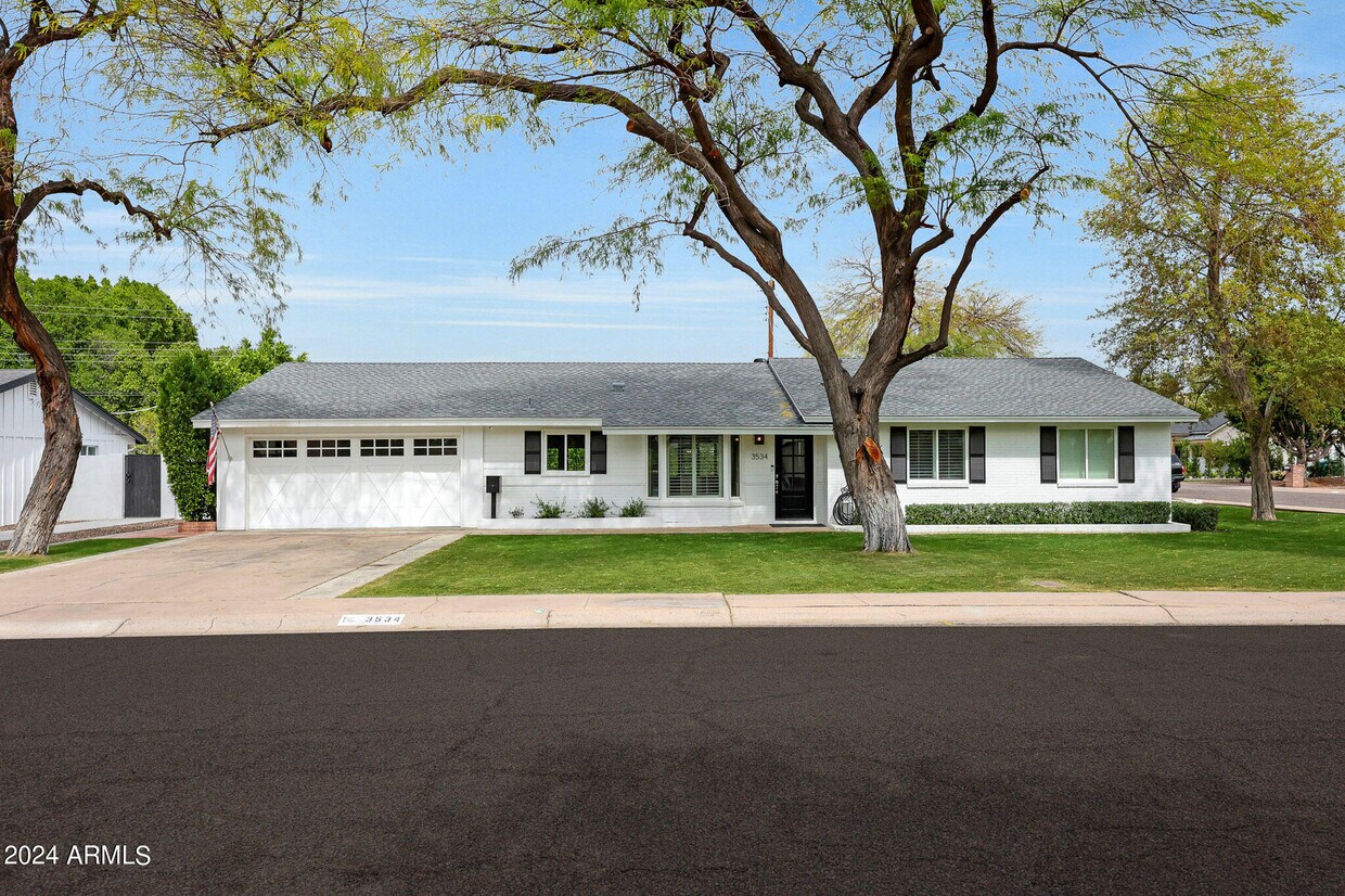 Primary Photo - 3534 E Elm St
