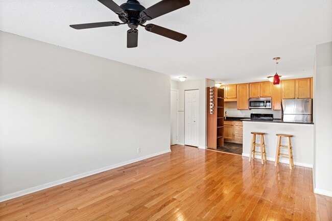 Foto del edificio - 1800 La Salle Ave