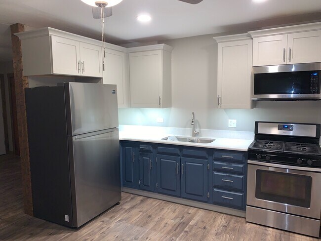 Foto del edificio - 10522 Baker Pl