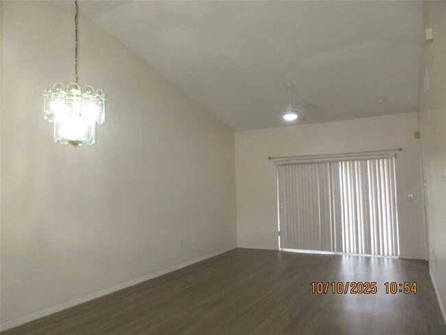 Foto del edificio - 13324 Fairway Glen Dr