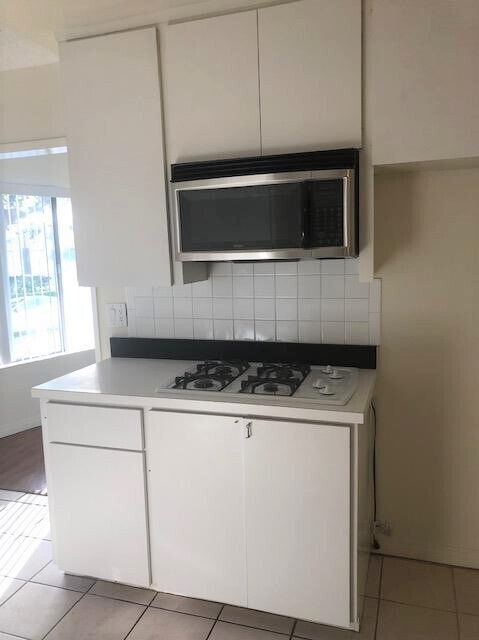 Foto del edificio - 8365 Gregory Way