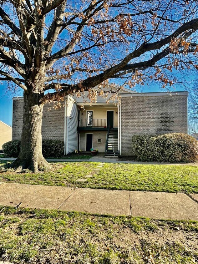 2BD/2BA Condo located on the Germantown/Me... Condo for Rent in