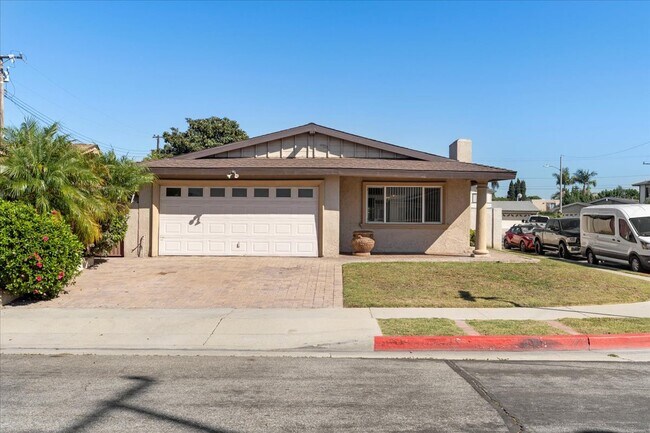 Foto del edificio - 205 E Javelin St