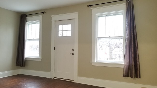 Building Photo - 23 Wilbury Pl