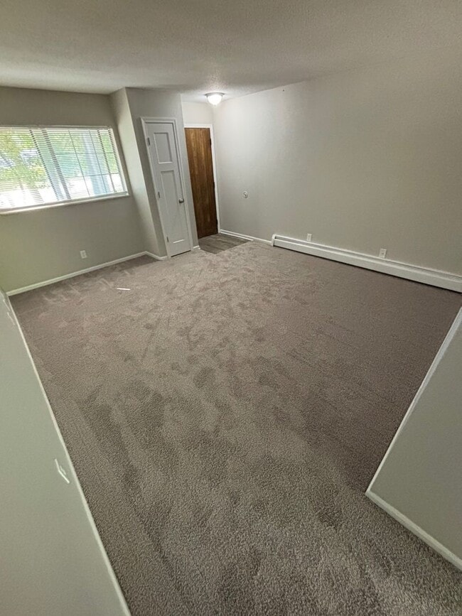 Building Photo - 1231-1237 60th Street SE