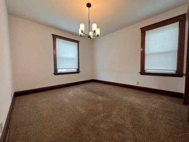 Foto del edificio - 3550 Woodburn Ave