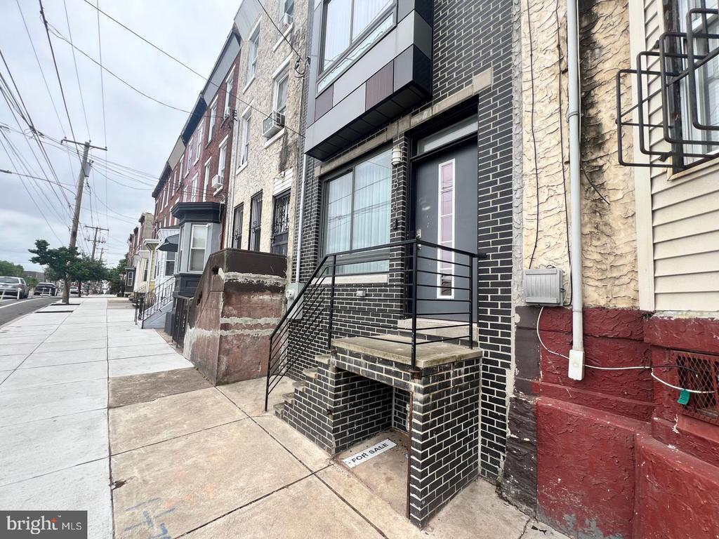 Primary Photo - 1816 E Lehigh Ave