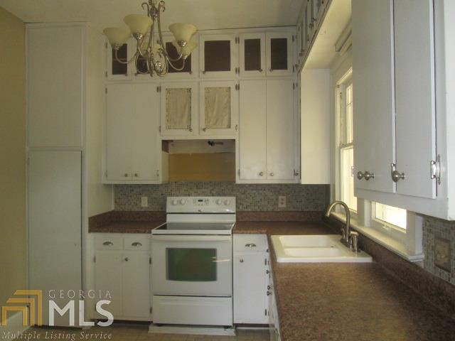 Foto del edificio - 832 E College St