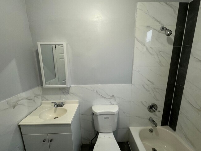 Foto del edificio - 827 S 14th St