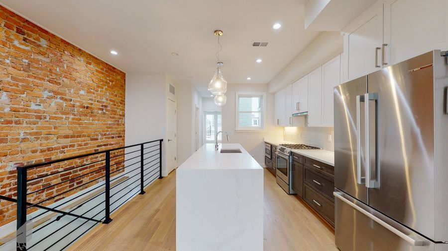 Foto principal - 1125 Fairmont St NW