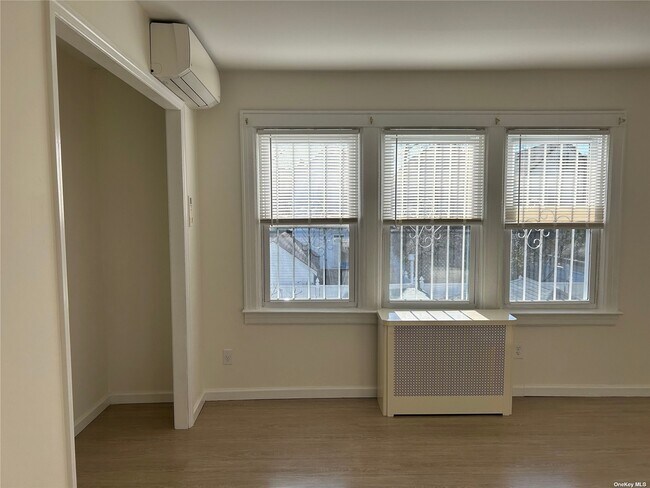 Building Photo - 70-30 Nansen St