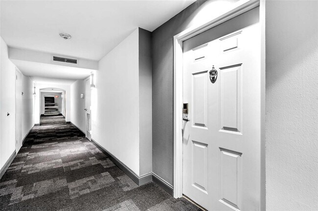 Foto del edificio - 1155 Brickell Bay Dr
