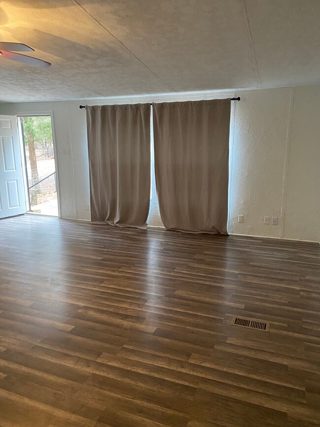 Building Photo - 1395 Blackjack Rd