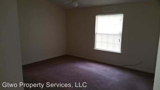 Building Photo - 915 Crossway Rd