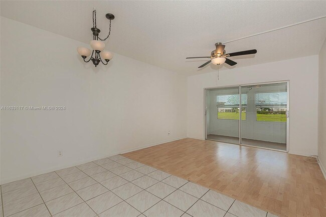 Foto del edificio - 2650 W Golf Blvd