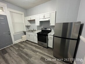 Building Photo - 314 10th St