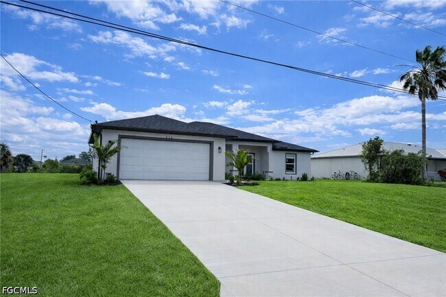 Building Photo - 111 NW 19th Pl