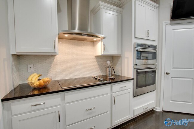 Foto del edificio - 15133 Lakeside Trail SW