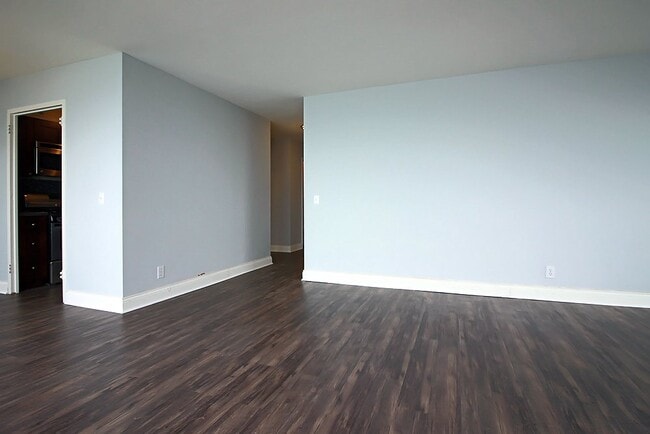 Photo - 1301 N Ritchie Ct Apartment