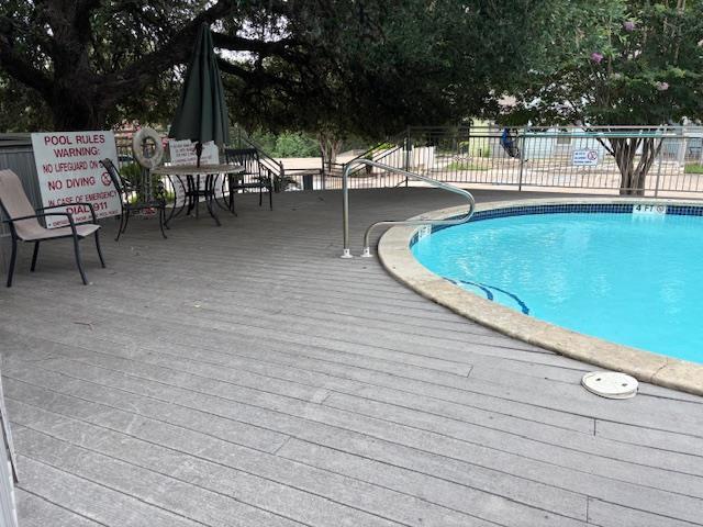 Foto del edificio - 3204 Menchaca Rd