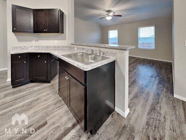 Foto del edificio - 1114 Flint Way