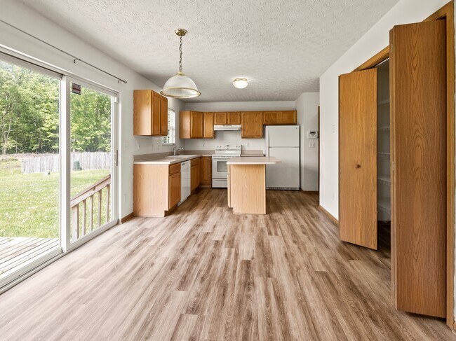 Foto del edificio - 8946 Trinity Cir