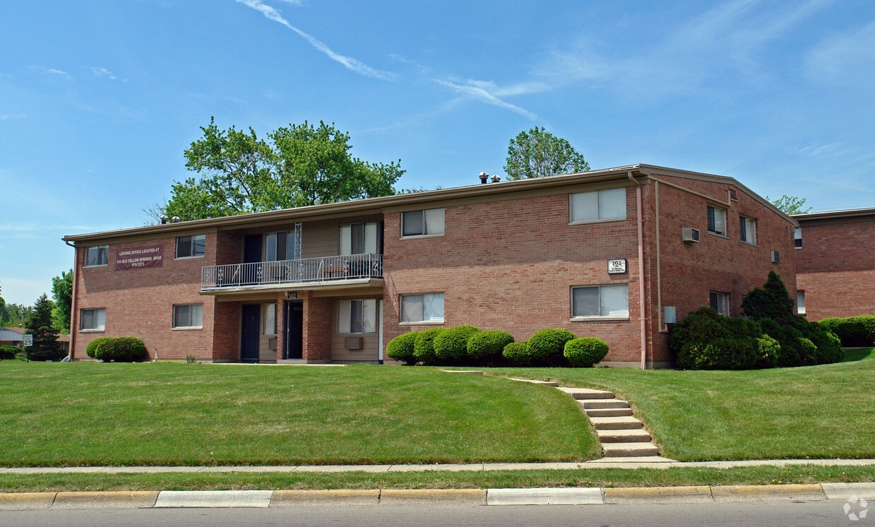 1800 Ironwood Dr, Fairborn, OH 45324 Apartments in Fairborn, OH