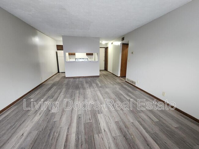 Foto del edificio - 1215 A St