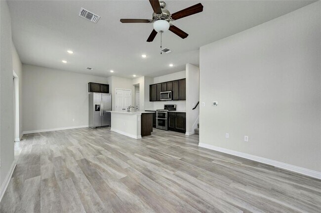 Building Photo - 8005 Frida Bend