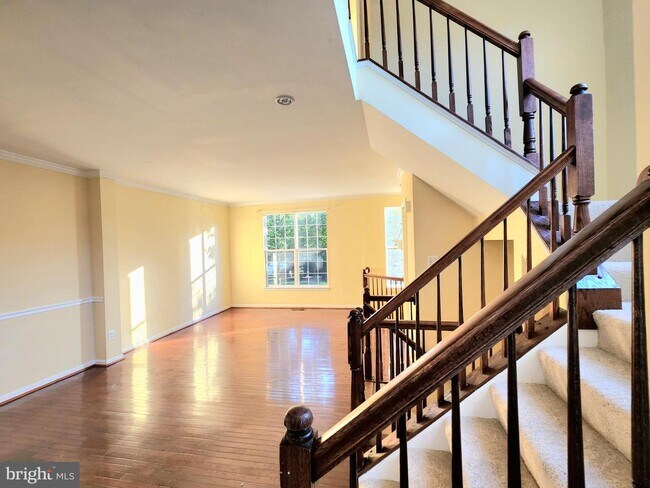 Building Photo - 25420 Indian Hill Cir