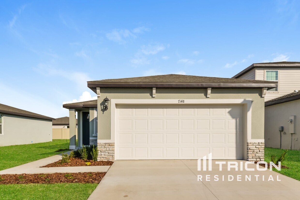 Primary Photo - 7148 Boggy Creek Pl Parrish FL