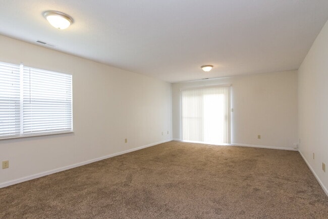 Building Photo - 17764 Cedarbrook Dr